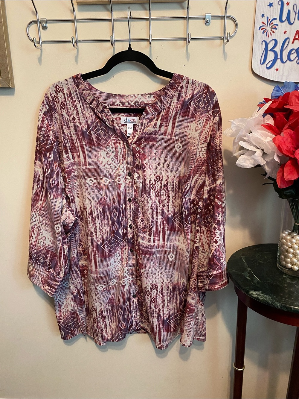 NWOT Women's Plum Patterned Button-Front Blouse